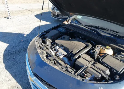 2019 Chevrolet Malibu 1Ls z USA, uszkodzony, nr VIN 1G1ZB5STXKF117910